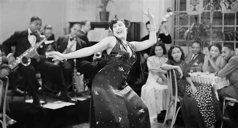 Jazz Singer, Roaring Twenties Passion and Cinematic Innovation!