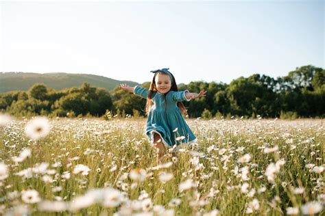 What Do Green Flowers Mean? Exploring the Unseen Connections Between Nature and Human Emotions